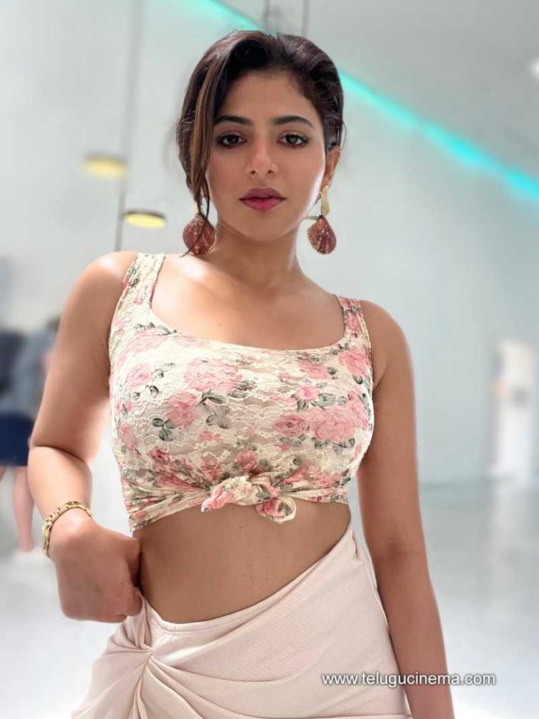 Iswarya Stlls 040725 01